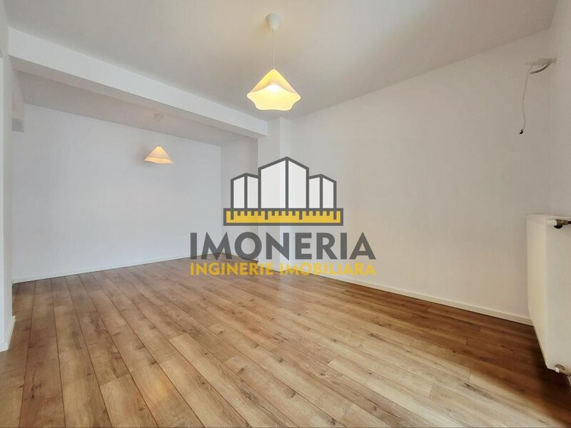 1 Decembrie, 1 km metrou, 3 camere decomandat, 0% comision, optional parcare/boxa.